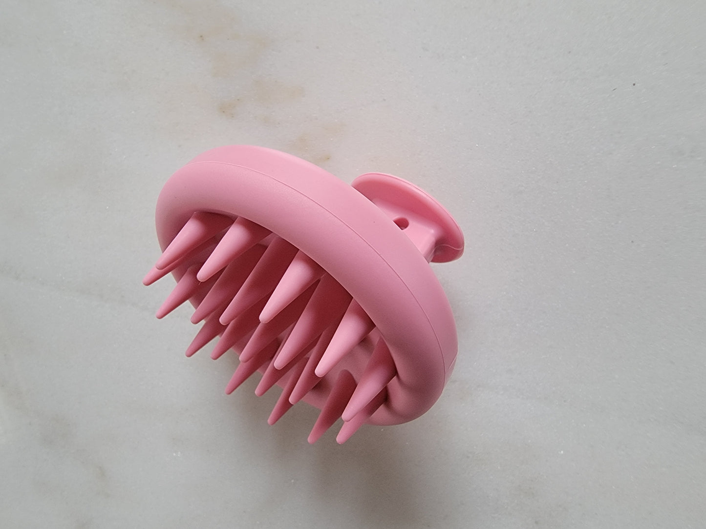 Scalp Massaging Brush - Pink